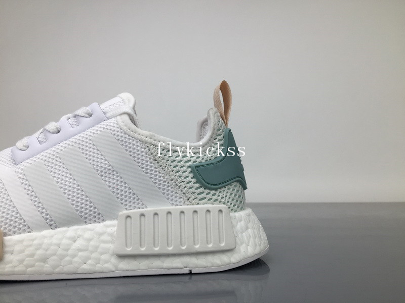 Real Boost Adidas WMNS NMD_R1 Tactile Green BY3033